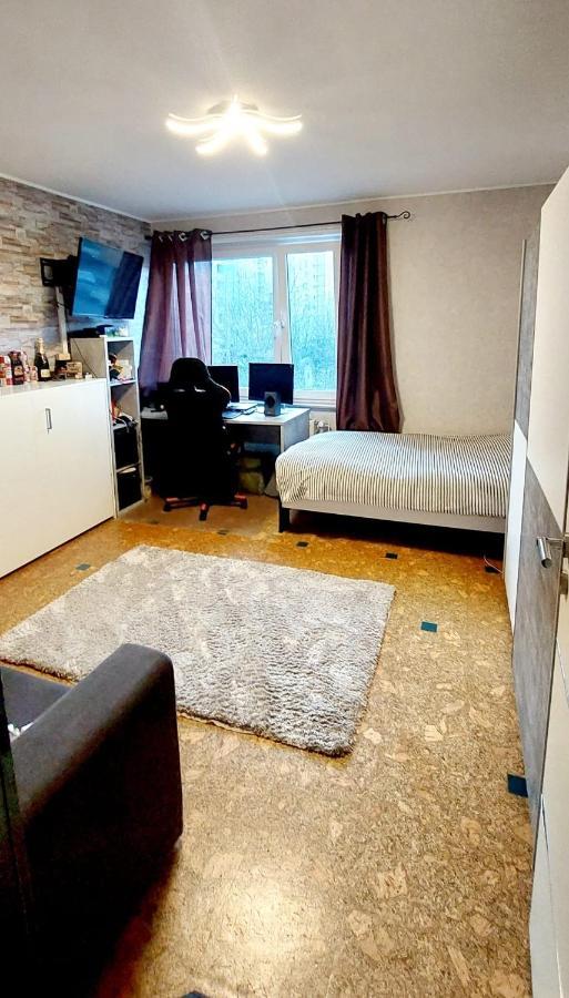 Private Apartment Laatzen City Hannover Eksteriør billede